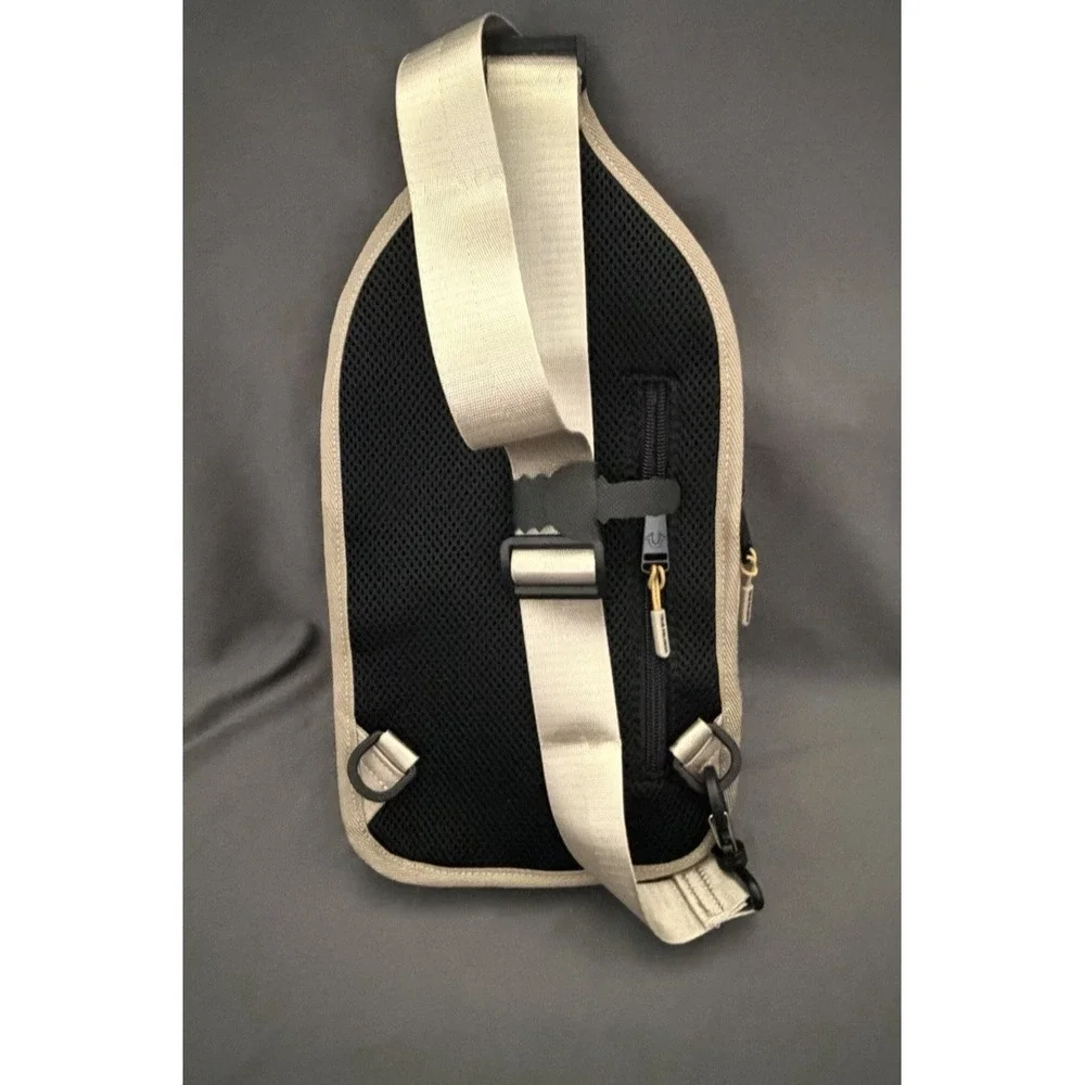 True Religion Pippen Tan Sling Crossbody Bag Adult Zip Adjustable Strap NEW
